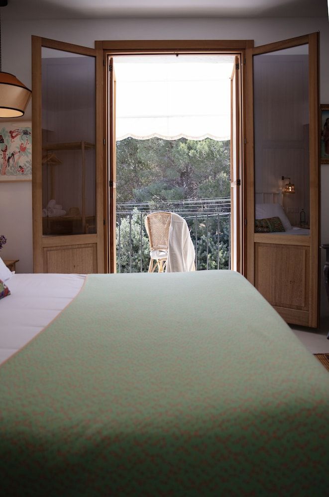 Hostal Mar y Sal Deluxe Double Room 7