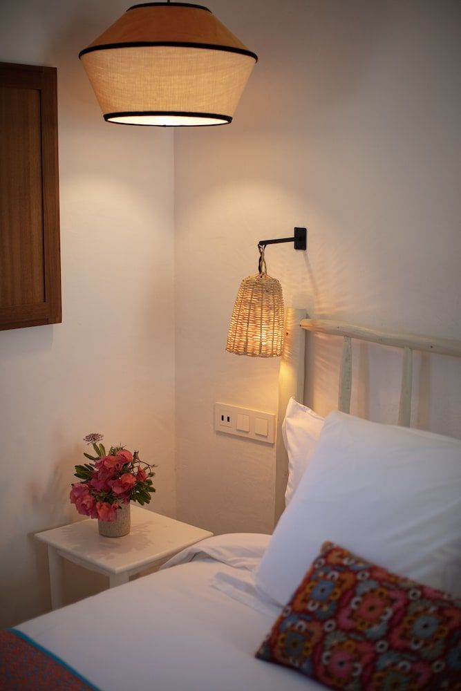 Hostal Mar y Sal Deluxe Double Room 28