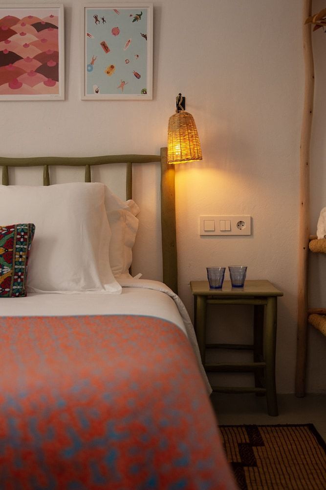 Hostal Mar y Sal Deluxe Double Room 11