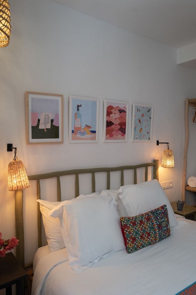 Hostal Mar y Sal Deluxe Double Room