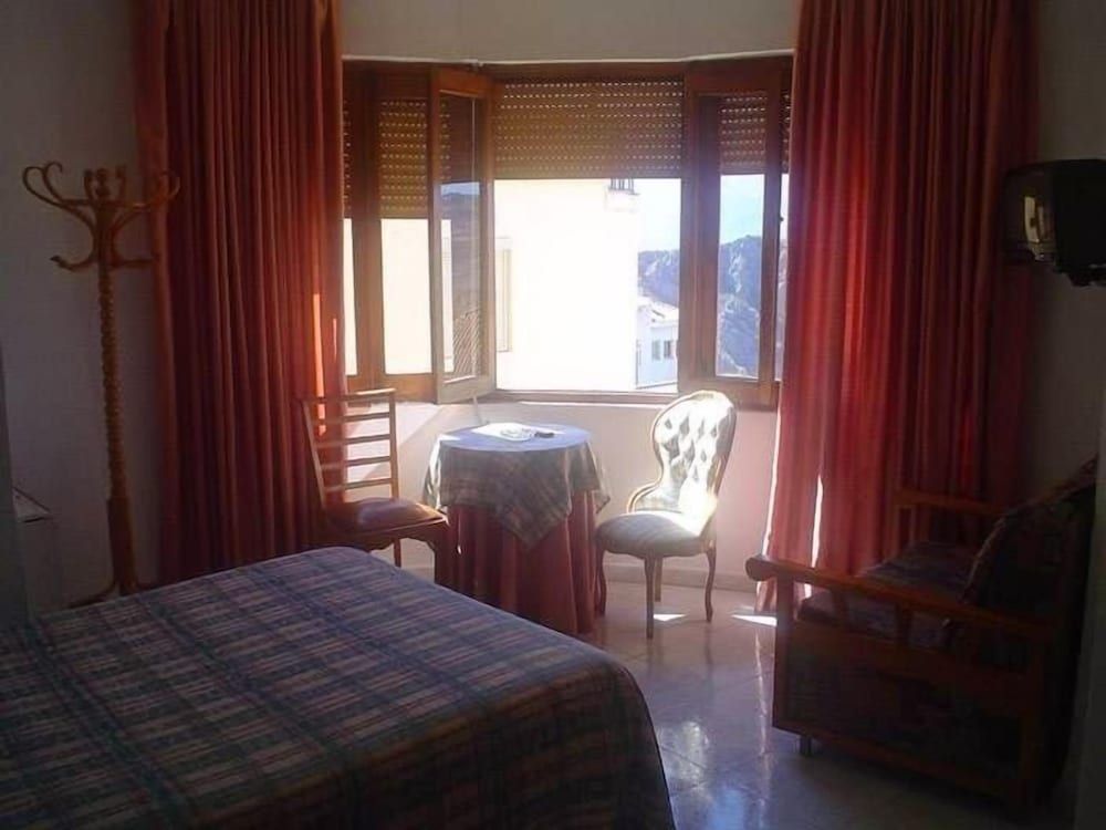 Hotel París