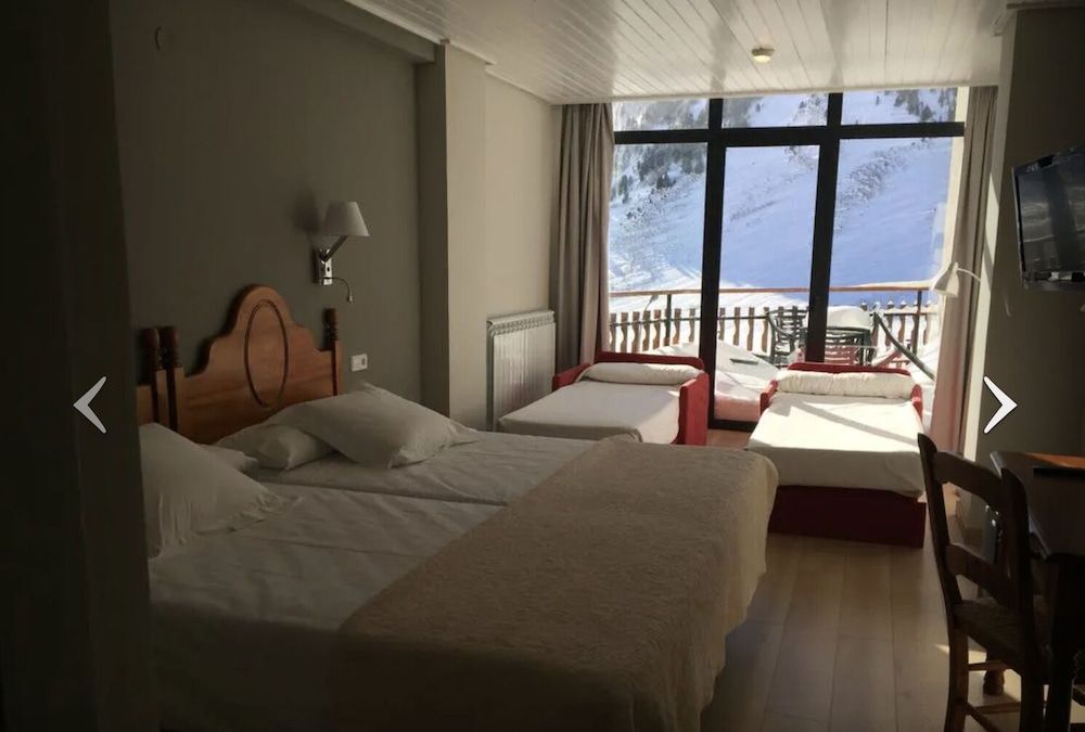 Triple Room, Mountain View (2 adults + 1 child)