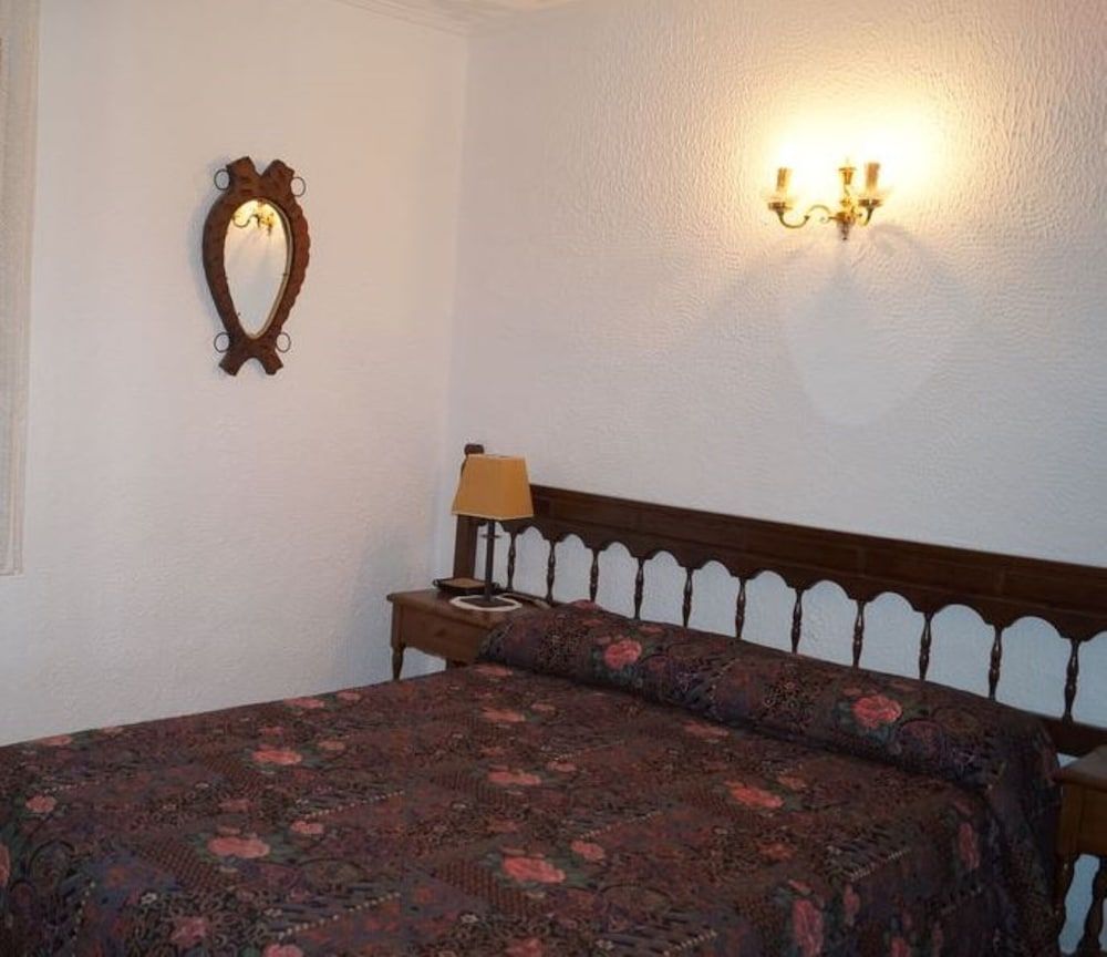 Family House, 2 Bedrooms, Sea View