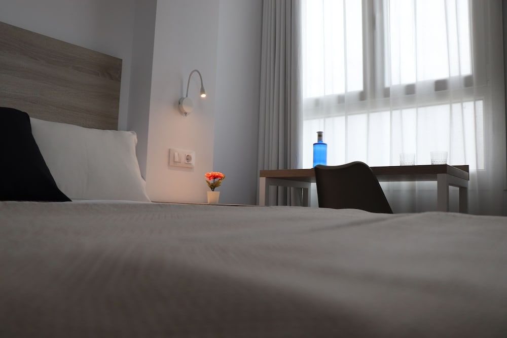 Hotel Sunna Benicassim Basic Double or Twin Room 2