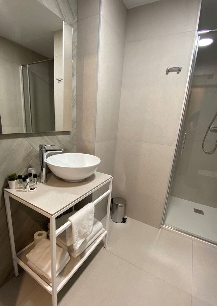 Hotel Sunna Benicassim Basic Double or Twin Room 8