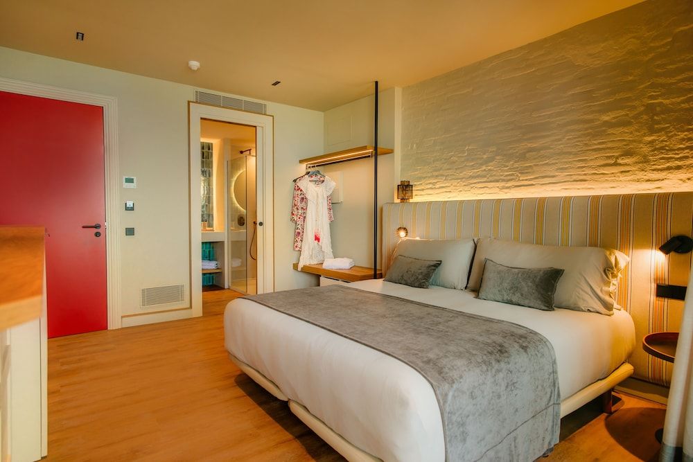 Casa Indiana Hotel Boutique Deluxe Triple Room, Sea View