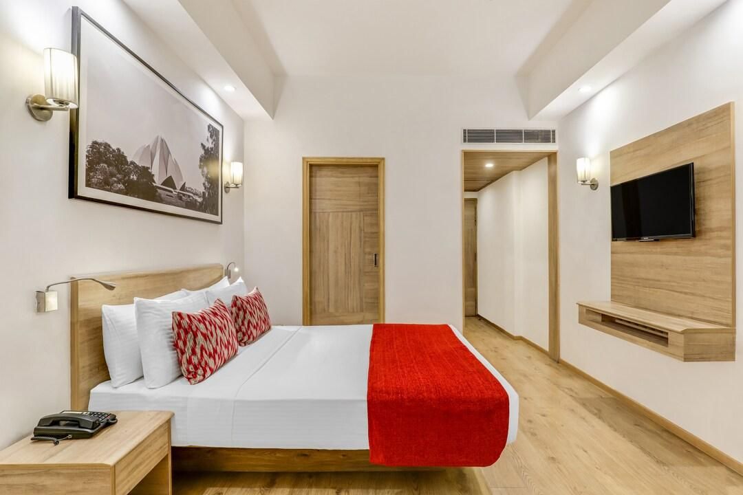 Premier Queen/King Garden Room