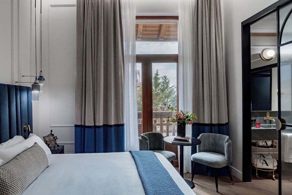 Palacio Arriluce Hotel Deluxe Room 7