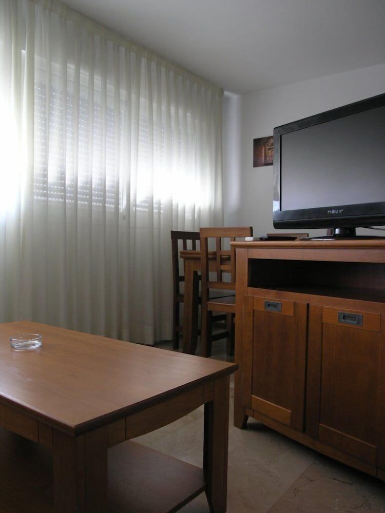 Apartamentos Aixa II Standard Studio, 1 Bedroom, Accessible, Kitchen 20