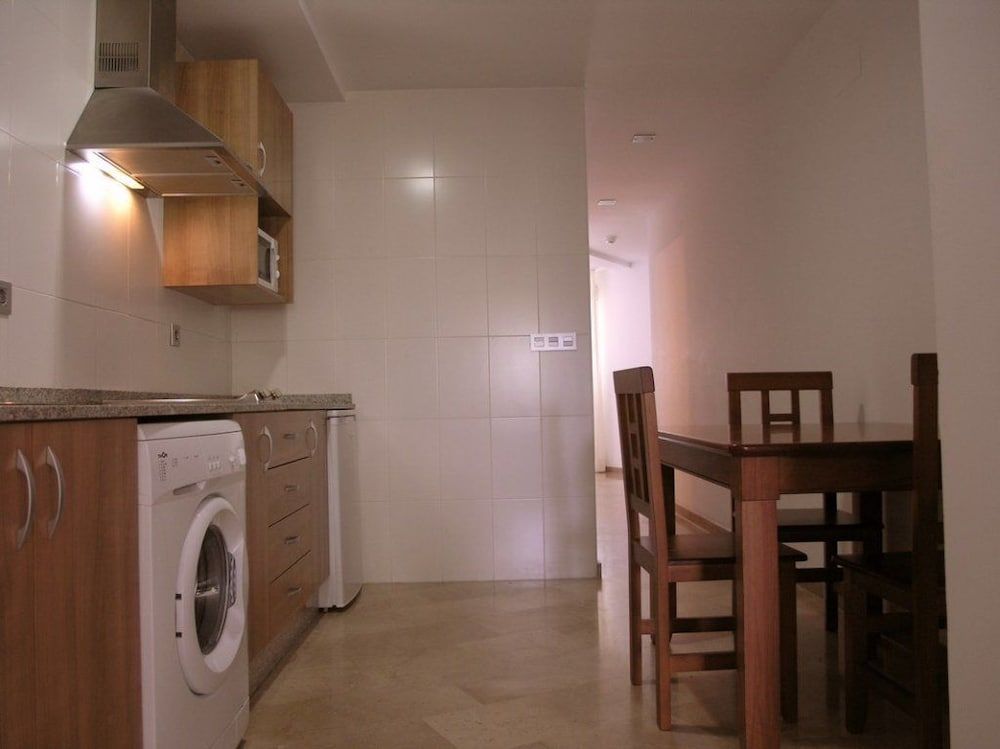 Apartamentos Aixa II Standard Studio, 1 Bedroom, Accessible, Kitchen 7