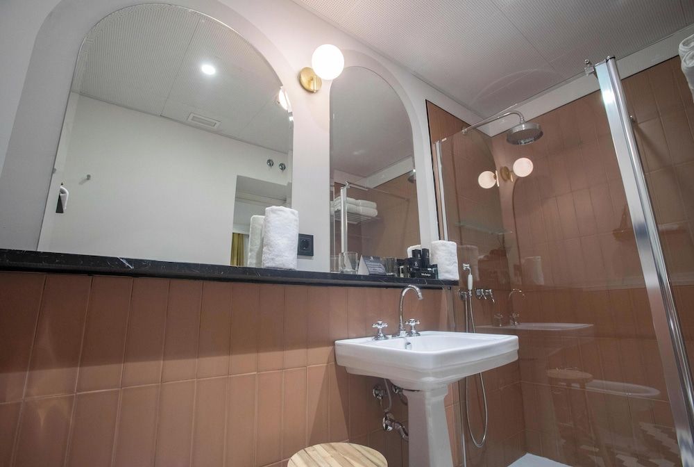 SOHO BOUTIQUE CONGRESO Double or Twin Room 10