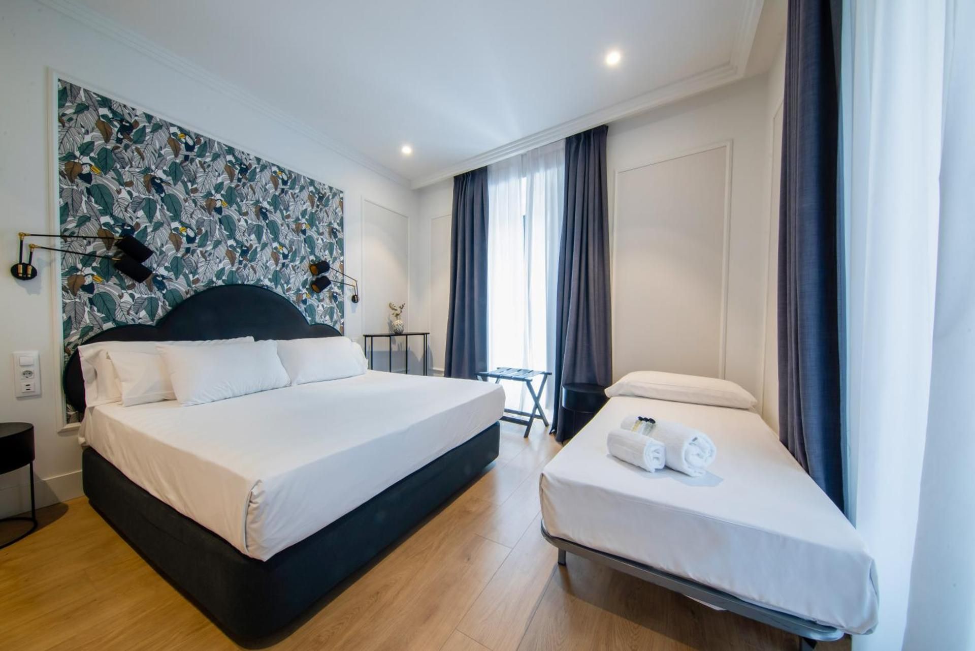 Soho Boutique Opera Triple Room 2