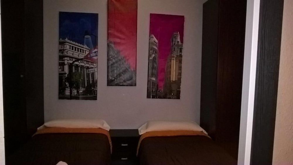 undefined Reina Victoria Apartments & Suite 8