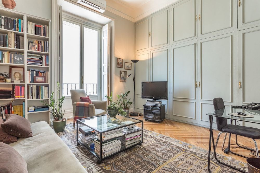 Palacio Real Apartment, 3 Bedrooms 27