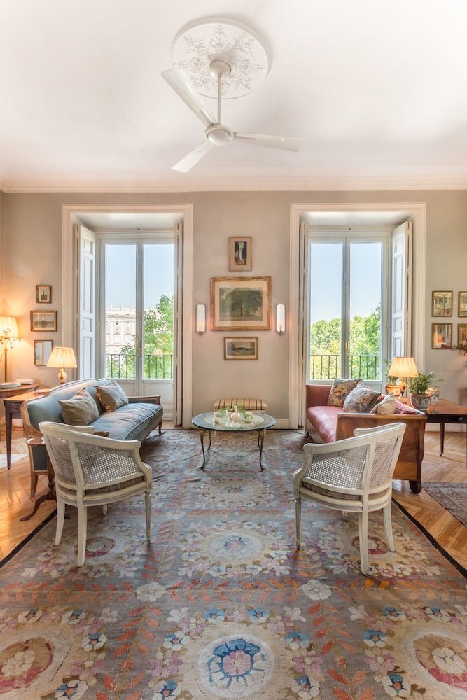 Palacio Real Apartment, 3 Bedrooms 28