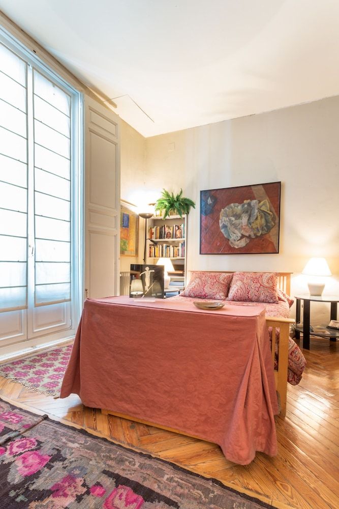 Palacio Real Apartment, 3 Bedrooms 17