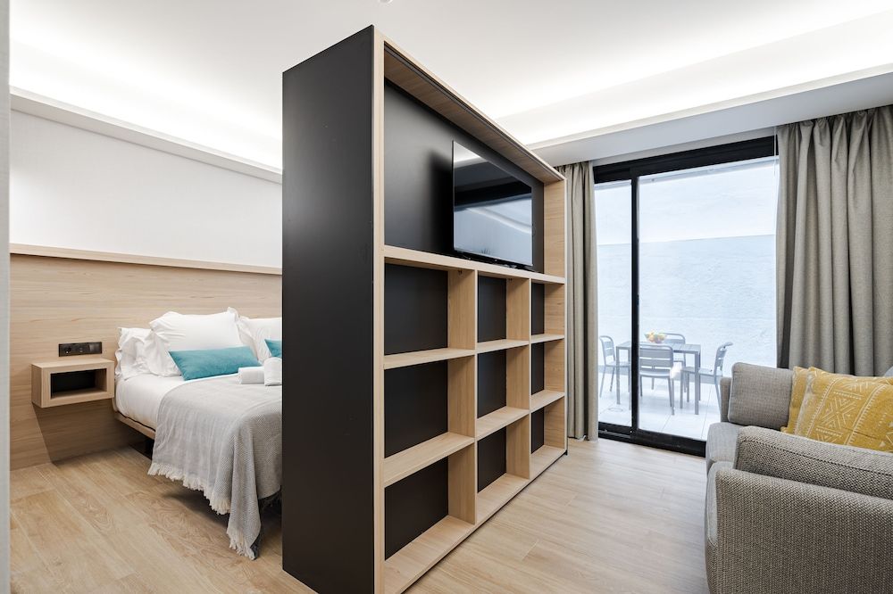 Feelathome Ventas Suites Estudio Planta Baja con Terraza