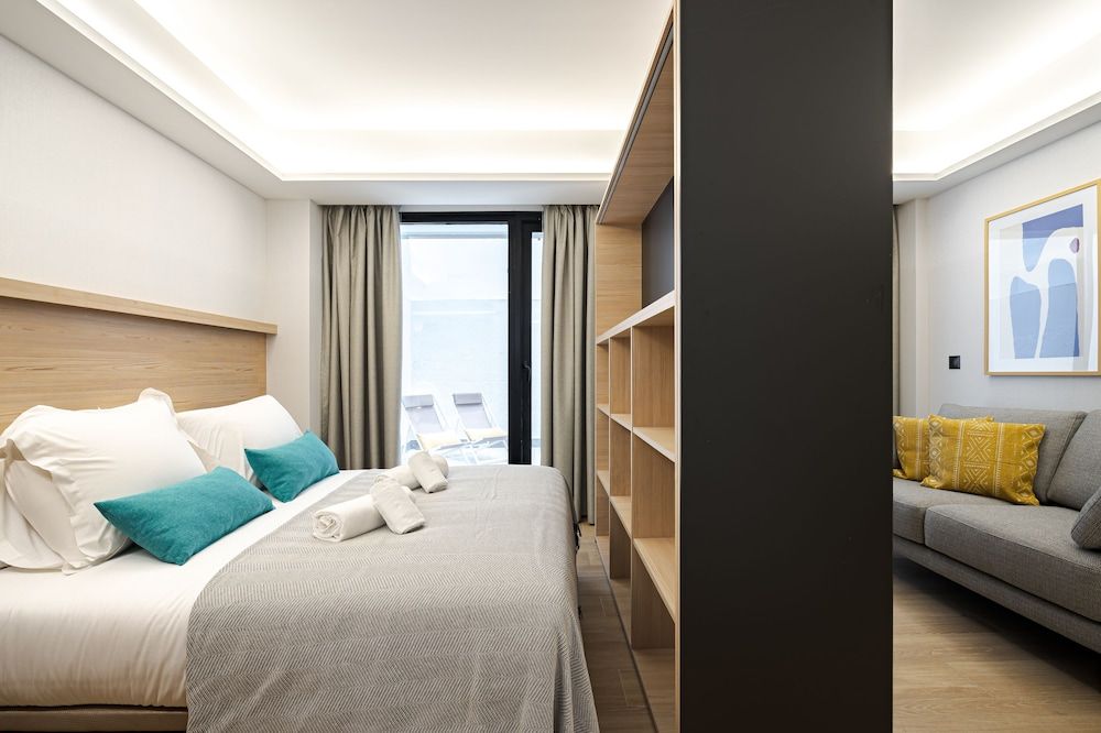 Feelathome Ventas Suites Estudio Planta Baja con Terraza 5