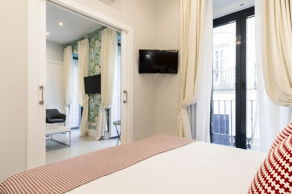 Feelathome San Marcos Apartments Apartment, 1 Bedroom (Exterior) 5