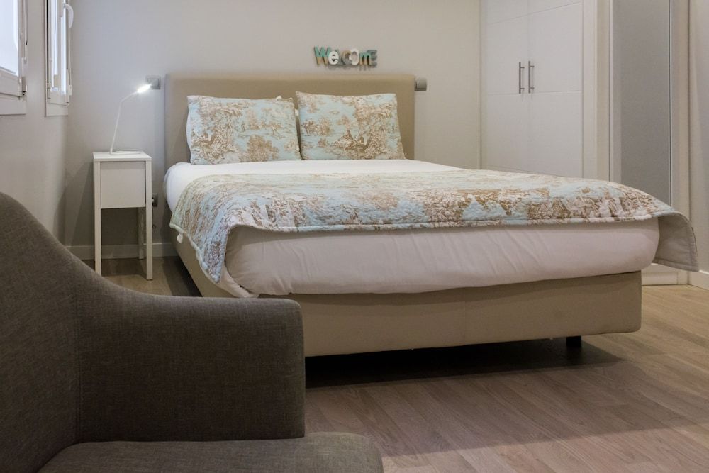 Arenal Suites Preciados Standard Apartment, 1 Bedroom (A) 3