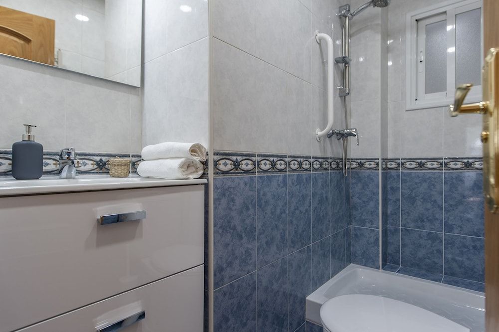 Ifema - Aeropuerto Design Apartment, 2 Bedrooms, City View 17