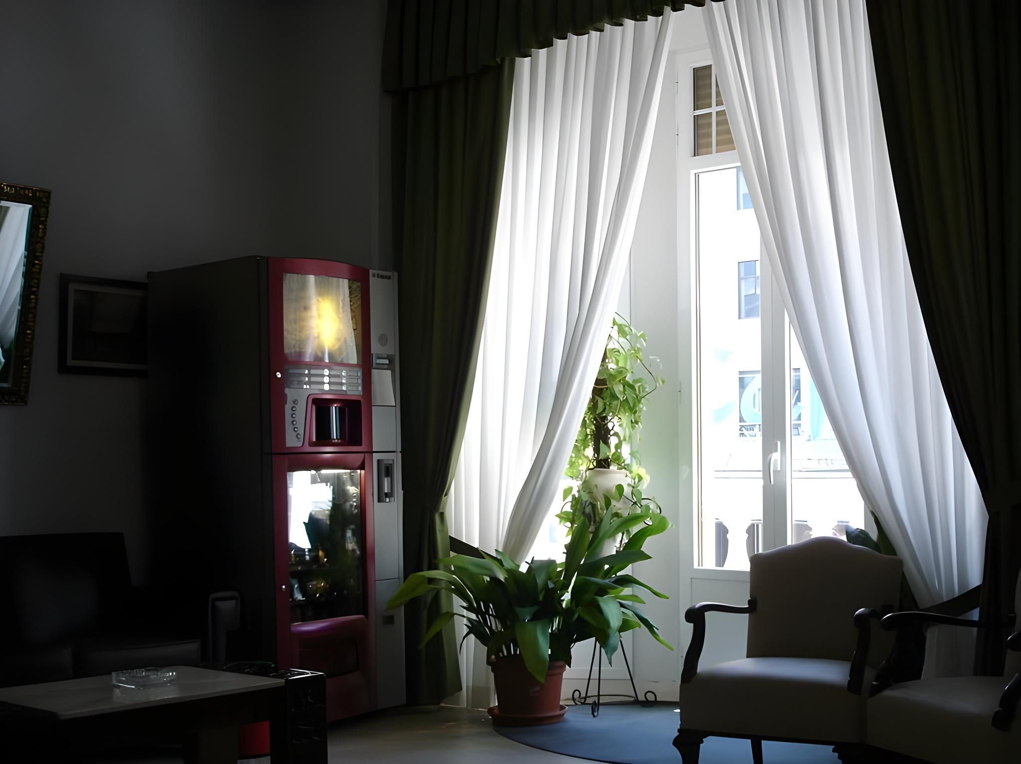 undefined Hostal Excelsior 7