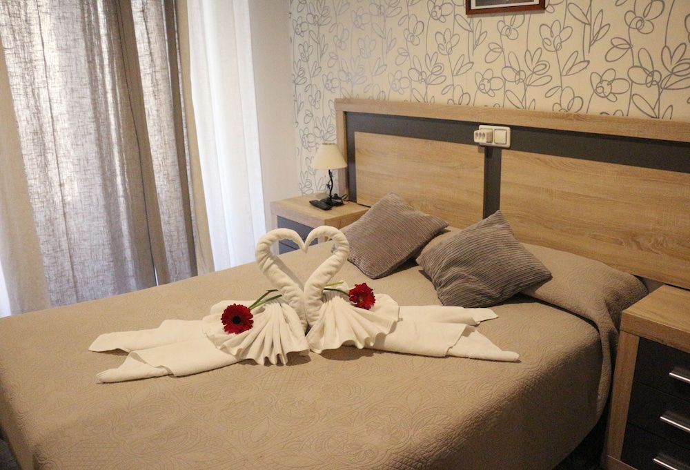 undefined Hostal San Isidro 3