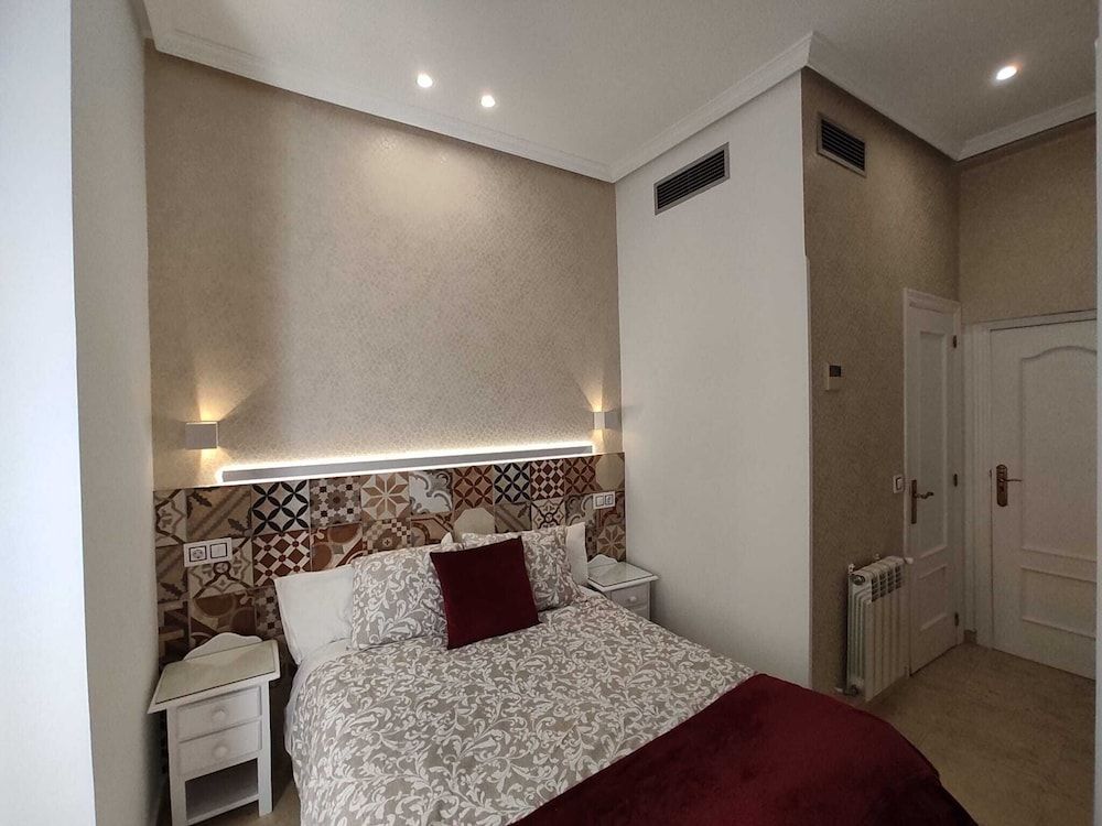Hostal Alfaro Standard Double Room 4