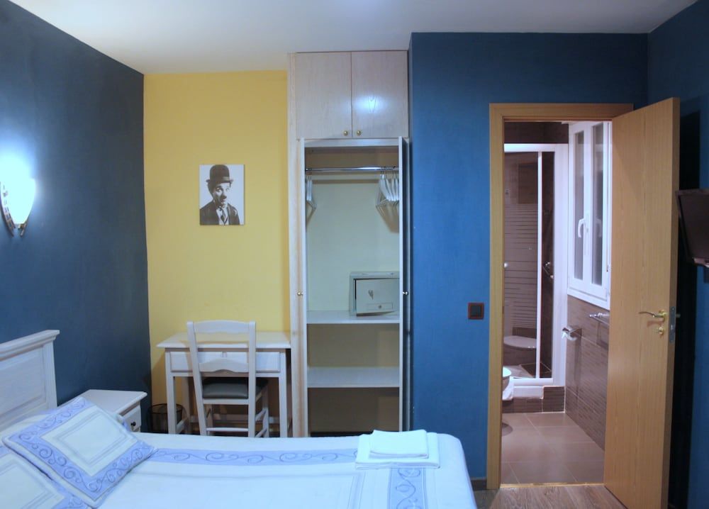 undefined Hostal Regio 4