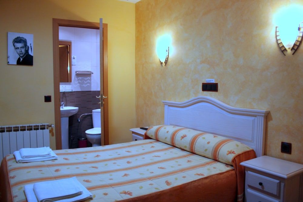 undefined Hostal Regio 8