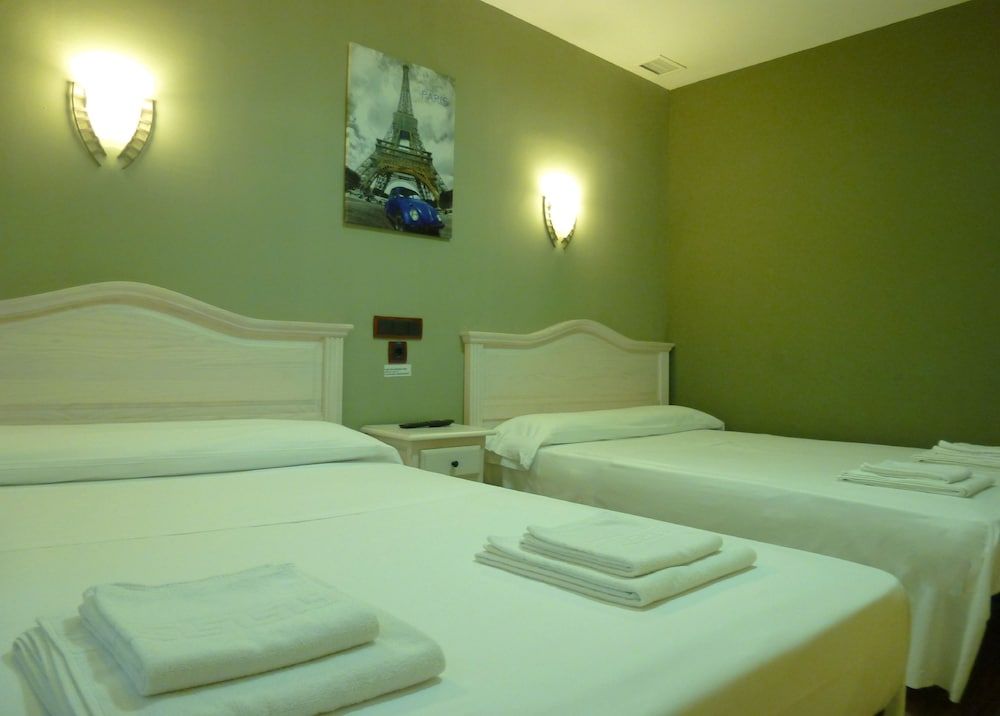 undefined Hostal Regio 2