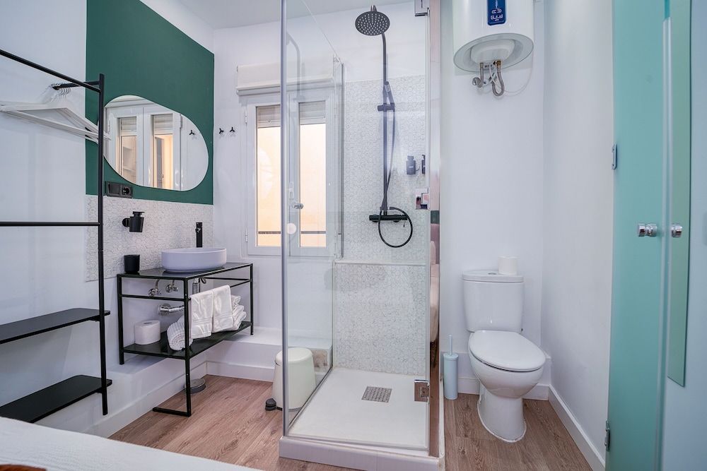 AngelitoMAD Double Room 7