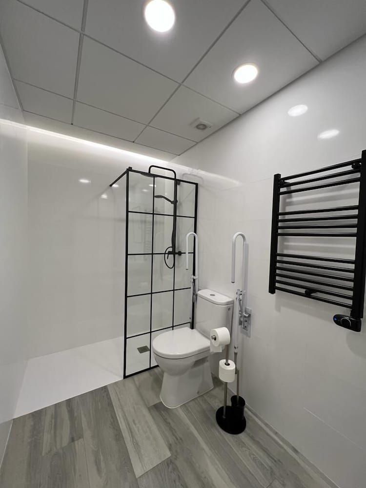 undefined CH Tanez Carolina 6