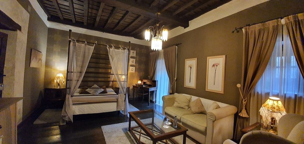 Double Room (round bathtub, 2 adults)
