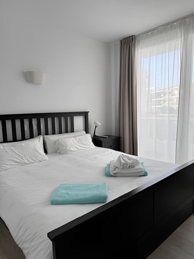 Apartment, 1 Bedroom, Pool View