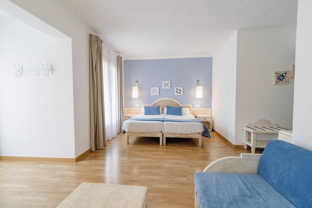 Hostal HPC Portocolom Double Room, Balcony