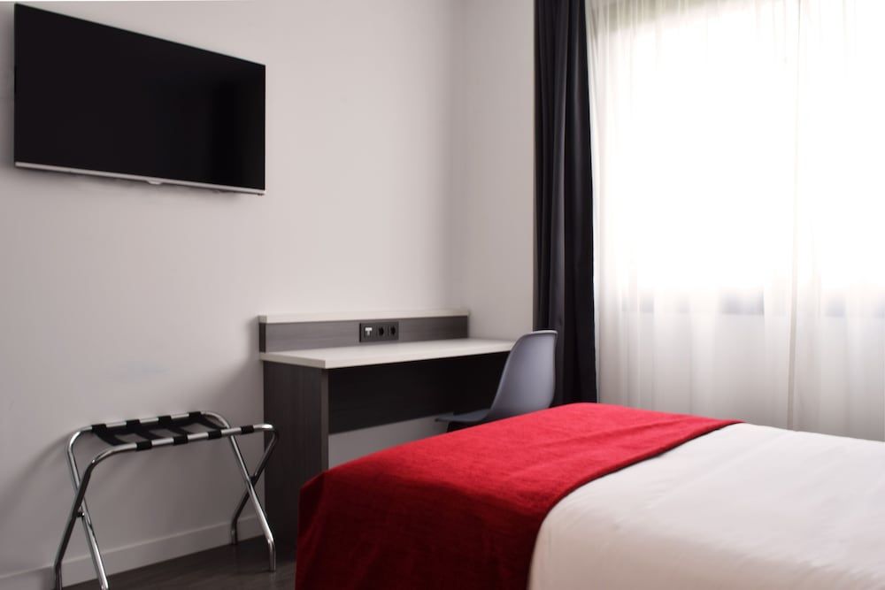 Hotel New Bilbao Airport Single Room 2