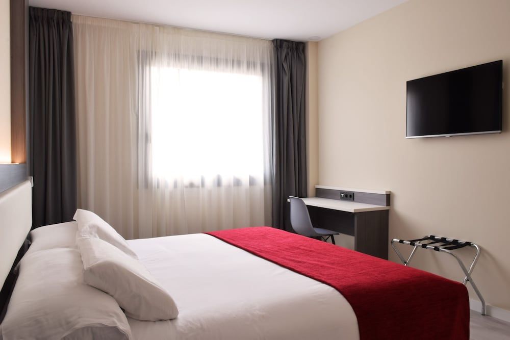 Hotel New Bilbao Airport Double Room, 1 King Bed
