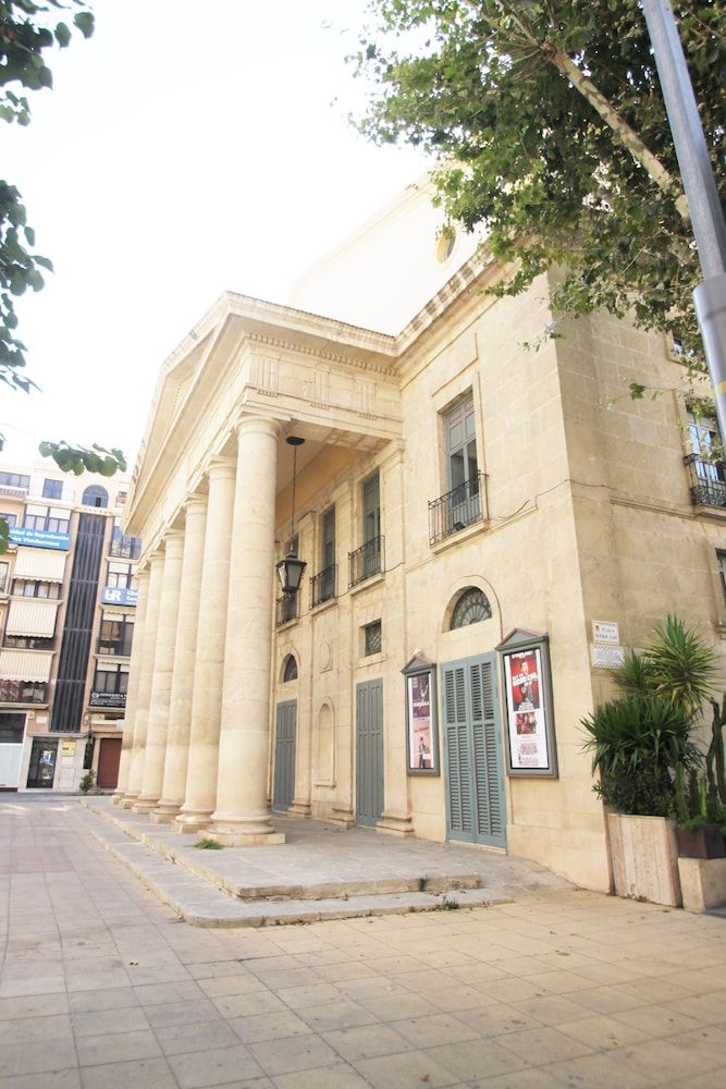 undefined Apartamento CasaTuris Teatro Principal 6