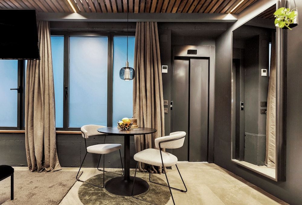 Apartaestudios Evolution Luxury Executive Studio Suite 7