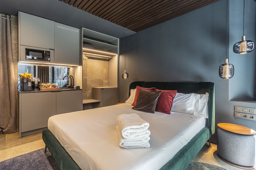 Apartaestudios Evolution Luxury Standard Double Room 5