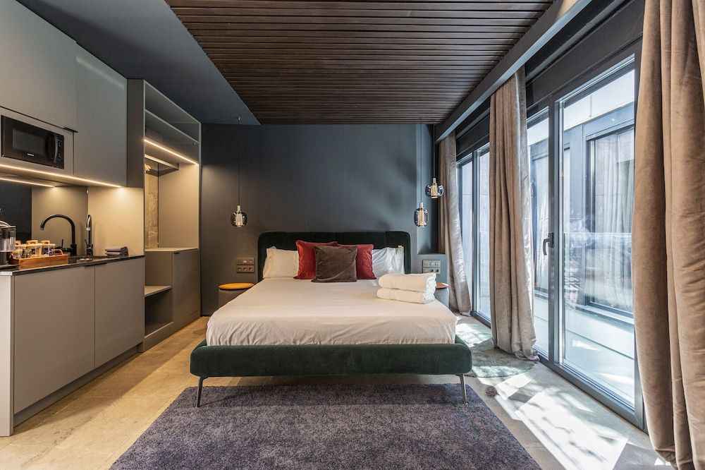 undefined Apartaestudios Evolution Luxury 4