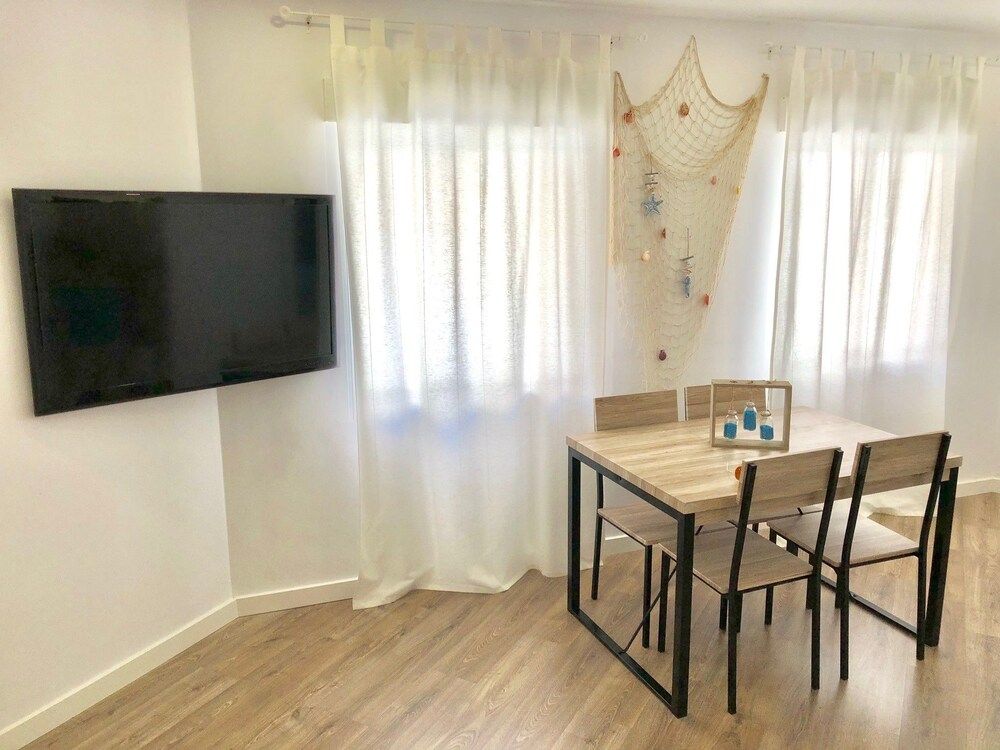 undefined Holiday Apartment Cleo Central 7