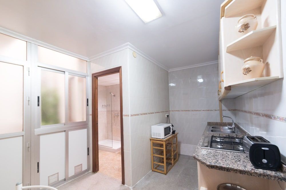 Casa del Forn Apartment, 2 Bedrooms 11