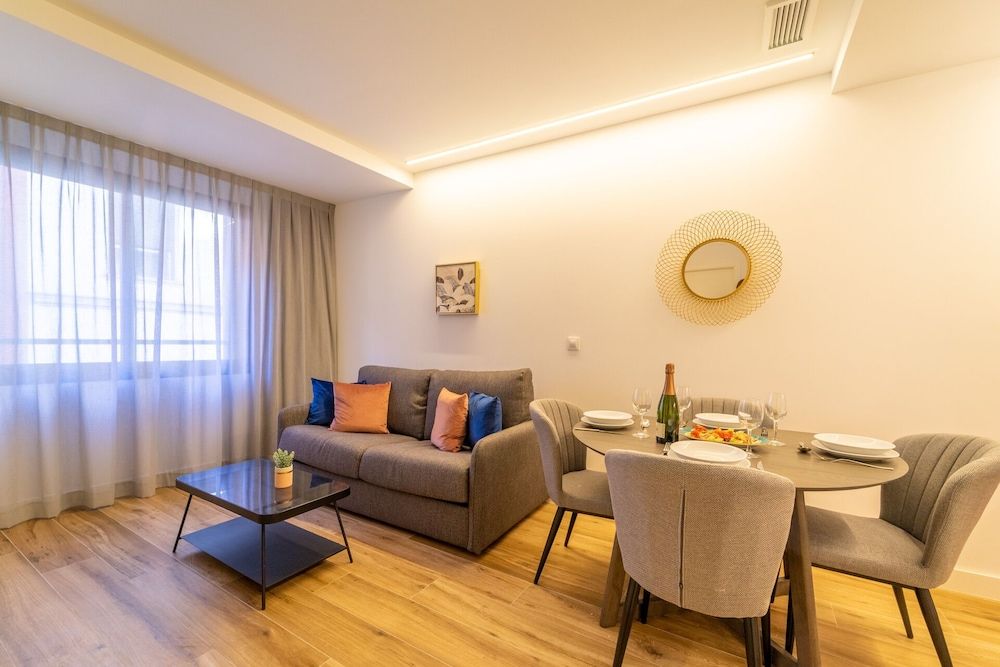 Myflats Urban Stay Deluxe Apartment 11