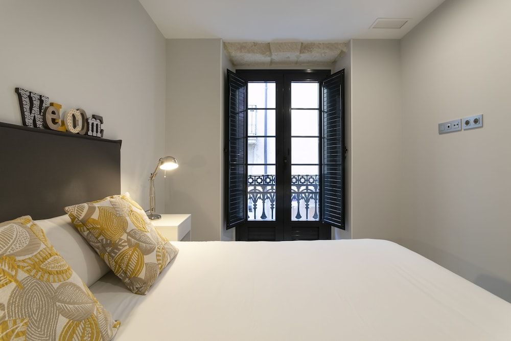 Arenal Suites Alicante Executive Apartment 3