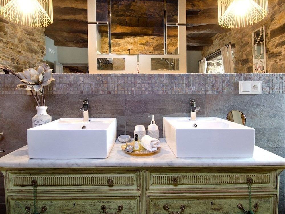 Complejo Rural Lar de Vies Suite, Valley View (El Valle) 6