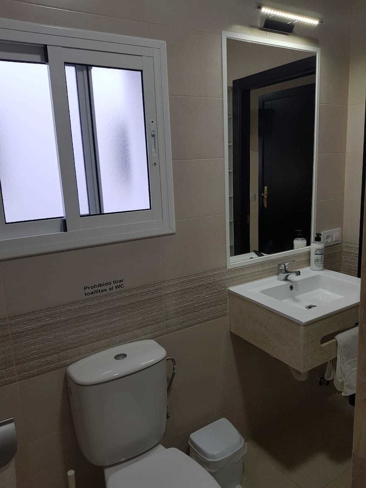 Hostal Málaga Single Room 9