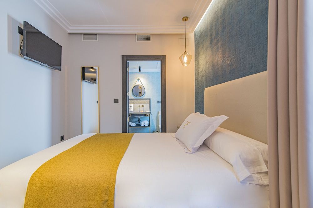 Basic Single Room