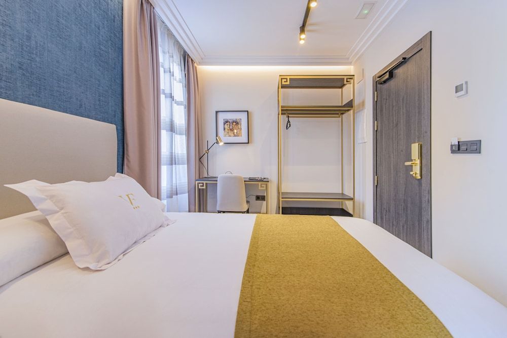 Basic Single Room